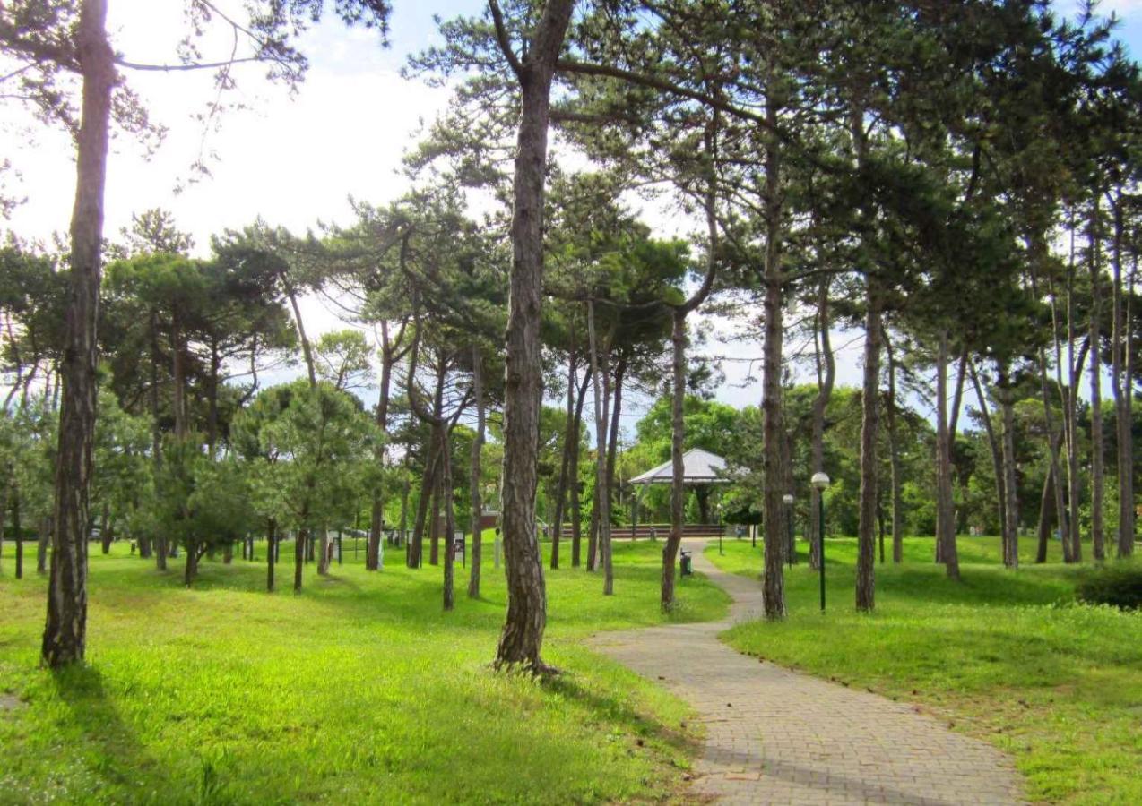 Apartment In Lignano Sabbiadoro 21778 Eksteriør bilde